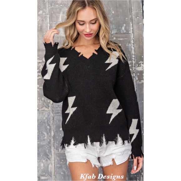 HOST PICK 🥳🥳🥳Distressed Lighting Bolt Sweater - Picture 5 of 6